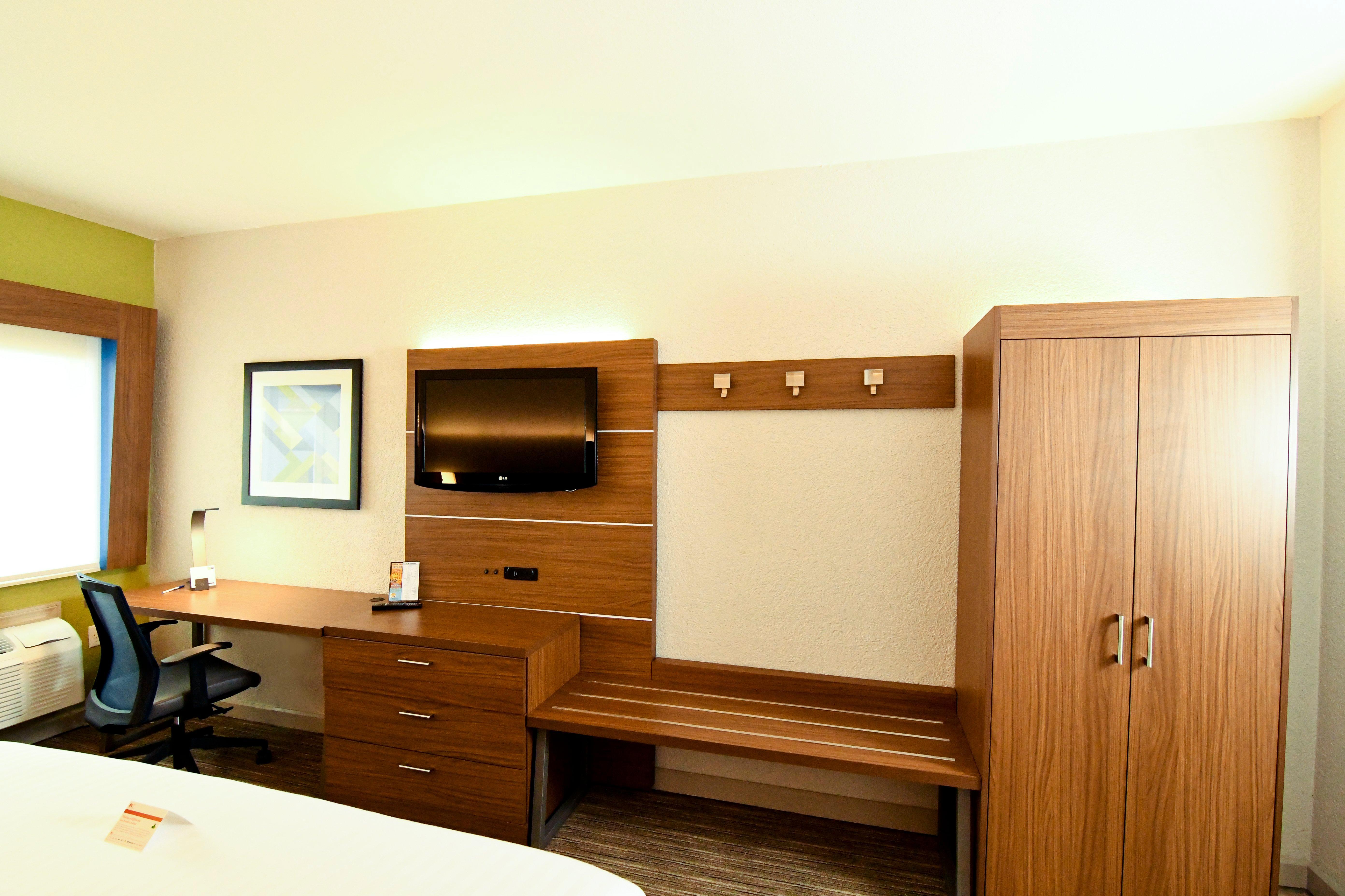 Holiday Inn Express Hotel & Suites Port Clinton-Catawba Island By Ihg Exterior photo